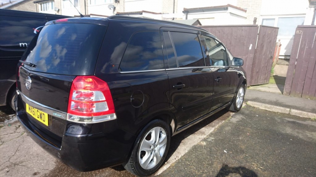 Vauxhall Zafira - Full Valet